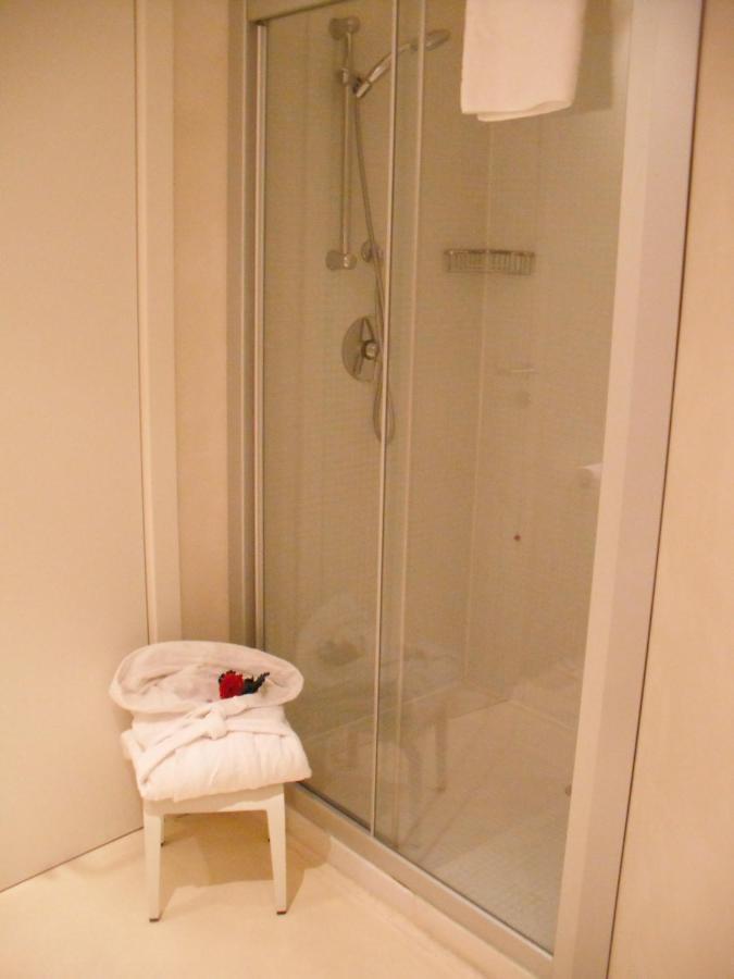15.92 Hotel Cazzago  Exteriör bild